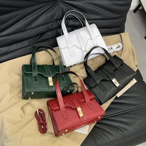 Crocodile Pattern PU Leather Shoulder Bag Female Fashion Underarm Bag Retro Casual Armpit Bag Women Tote Small Clutch Handbags